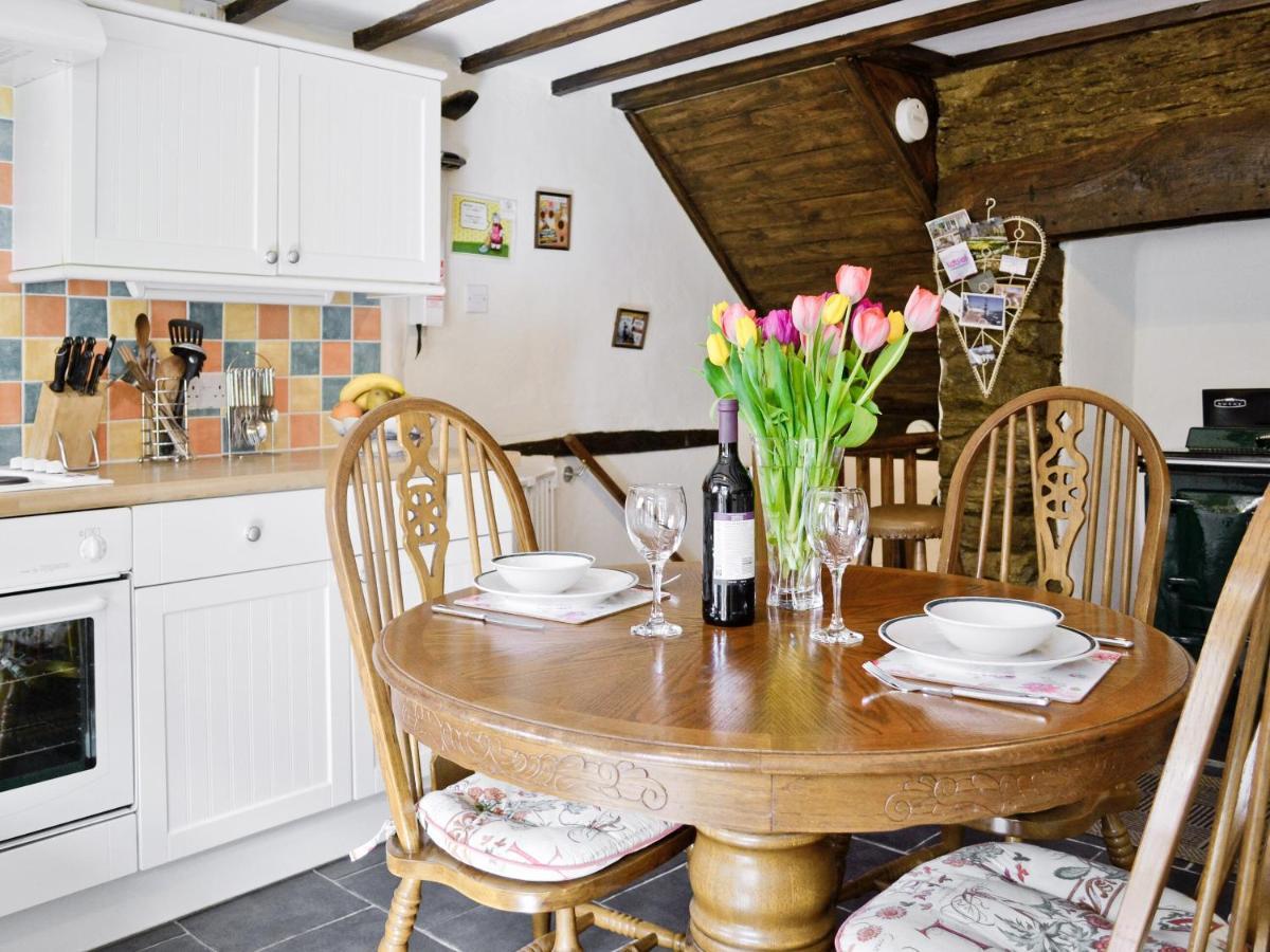 Fordbrook Cottage ブリクストン エクステリア 写真