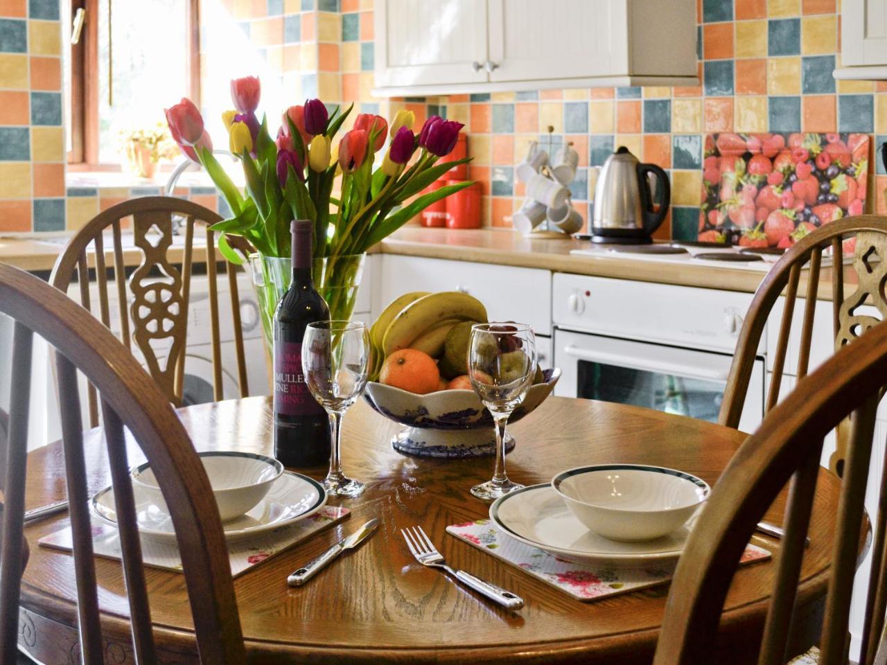 Fordbrook Cottage ブリクストン エクステリア 写真